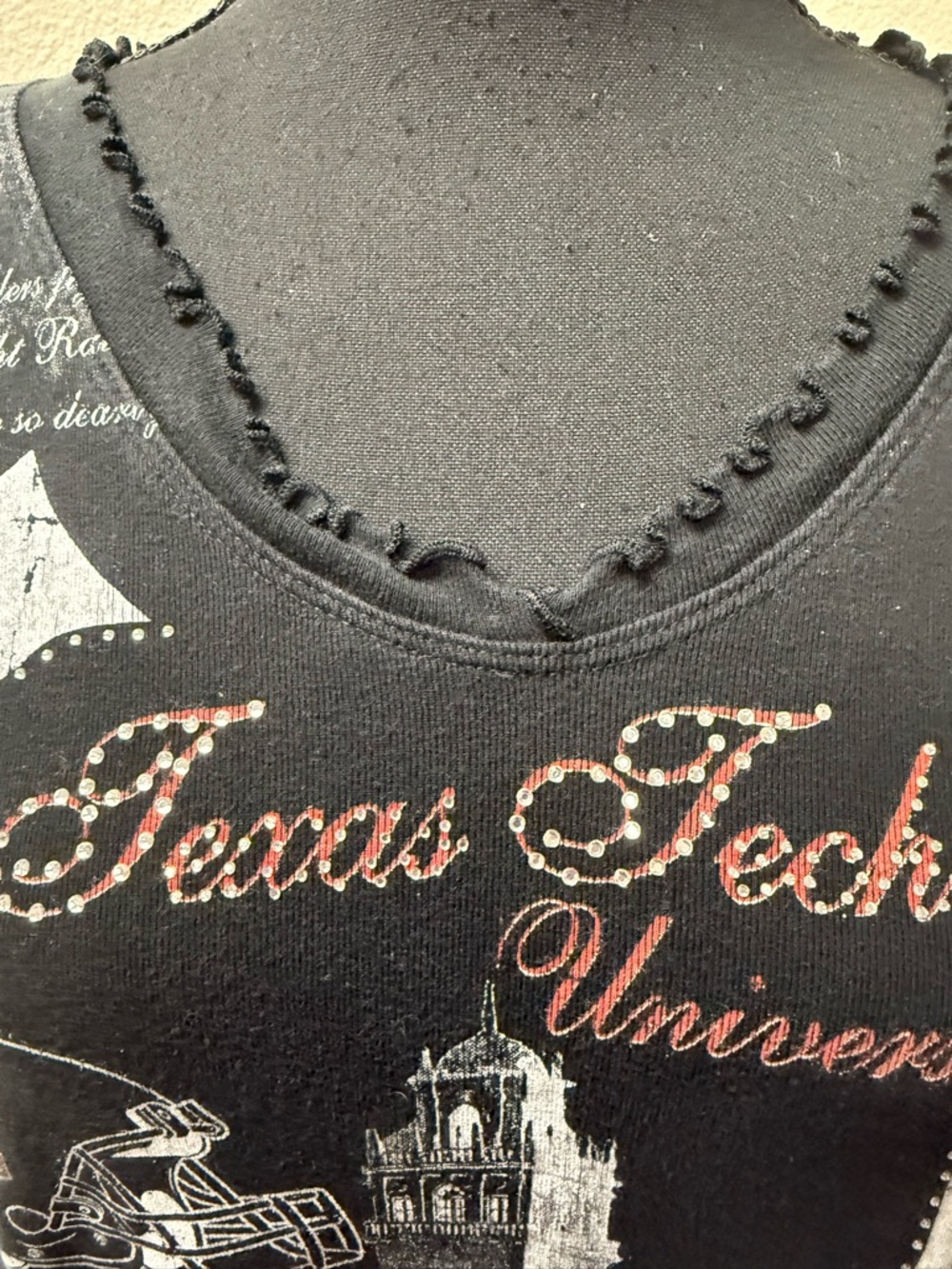 Texas Tech University Graphic Top Black Red Rhinestone Tee Large NCAA - Picture 3 of 9